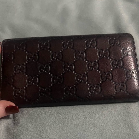 🔥Authentic Gucci Guccissima embossed leather wallet with gold heart GG logo - Picture 2 of 13